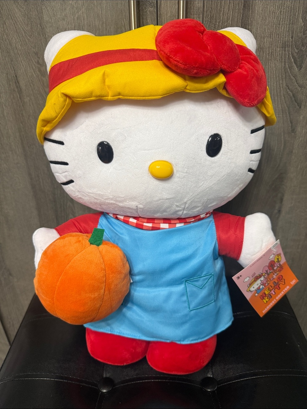 New Hello Kitty Autumn Fall Pumpkin Farmer Harvest Plush Greeter With Tag